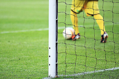 Churchill demolish Clube to remain joint 1st with Dempo