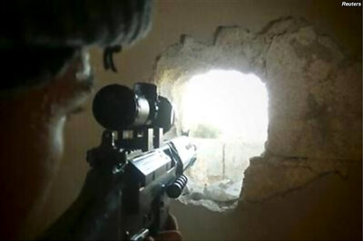 Syrian battles rage, rebels destroy Army chopper