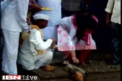 VIP culture: Pankaja Munde tweets about her slippers being carried by personal assistant