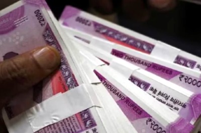 I-T Dept Seizes Rs 32 Crore Cash, Bullion Worth Rs 28 Crore After Raids in TN, Puducherry