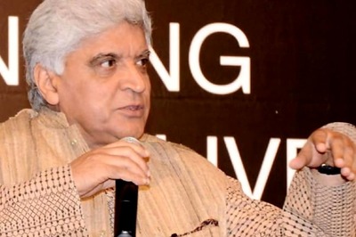 Javed Akhtar Turns 72, to Celebrate With Friends