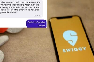 Swiggy Customer Care Blames 'Weekend Peak Hour' for Food Delayed on Tuesday, Chat Viral