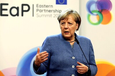 Germany's Angela Merkel Points to Grand Coalition With Social Democrats