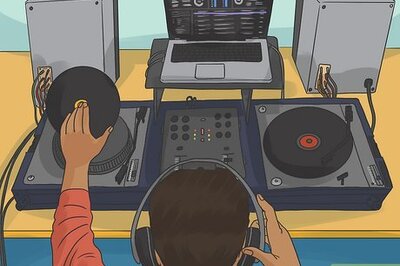 How to Become a DJ: Equipment, Software & Expert-Backed Tips
