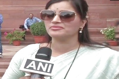 Bombay HC Cancels 'Fake' Caste Certificate of Amravati MP Navneet Kaur Rana