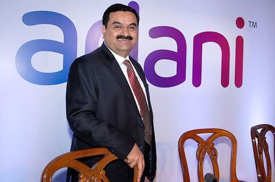Adani Green Shares Jump 4.8% as Promoters Sell Stake to Meet Sebi Norm