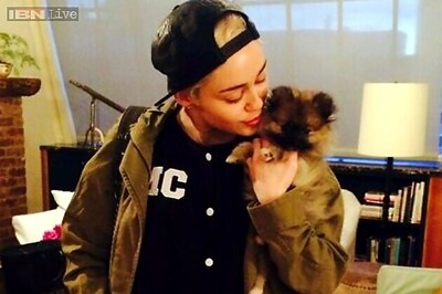 Miley Cyrus gives up her new dog, says she can't get over the death of her last pet