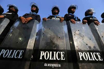 Thai anti-govt protesters target PM again despite hint of talks