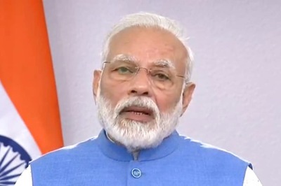 PM Narendra Modi Asks Pharma Industry to Ensure Supply of Essential Items