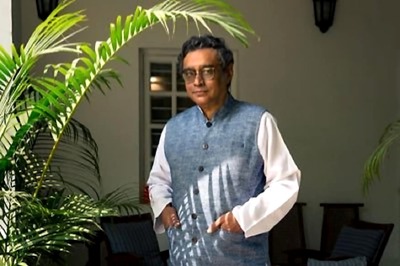 Visva Bharati Sets up Three-member Panel to Look into Swapan Dasgupta Incident