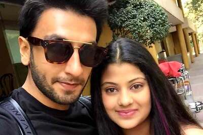 Snapshot: Asha Bhosle's grand daughter Zanai's fan girl moment with Ranveer Singh