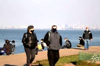 Argentina sticks with COVID-19 lockdown focused in and around Buenos Aires