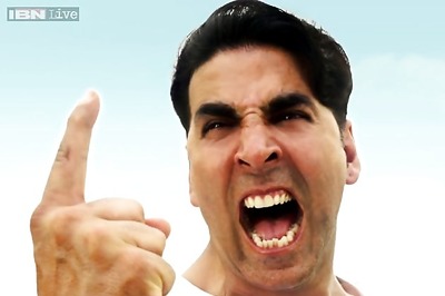 'Entertainment' tweet review: Akshay's comic timing, Krushna's quirky one-liners will leave you entertained