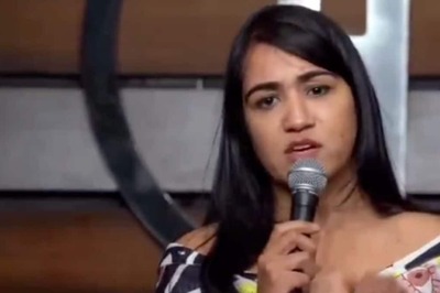 'This is Disgusting': Indian Stand-up Comedian Slammed For Making Fun of Her Dad During Show