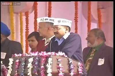 First day of AAP government in Delhi today, no decision on convening Assembly session so far