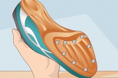 Running 101: How to Pick and Put Spikes on Track Shoes (Track Spikes)