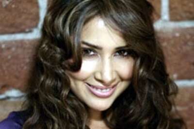 Bolly Buzz: Kim says no for love, India's first 'creature' film