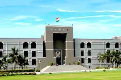 Gujarat HC Judge Dies of Cardiac Arrest During Covid-19 Treatment