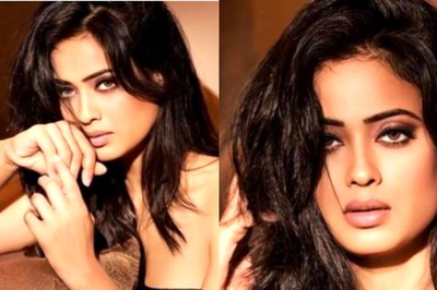 Shweta Tiwari In Black Satin Dress Makes Netizens Go Weak In Knees, Fans Call Her 'Female Anil Kapoor'