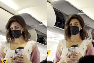 Kriti Sanon Ditches Luxury and Travels in Economy Class, Netizens Call Her 'Down To Earth'; Watch