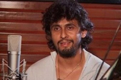 Sonu in tune with patriotic month