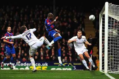 League Cup: Palace beat Cardiff in 1st leg of semis