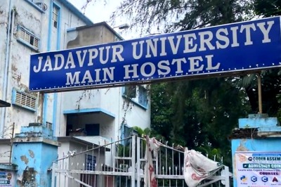 Jadavpur University 1st-Year Student Who Died by Suicide Made to Run Naked in the Hostel Corridor