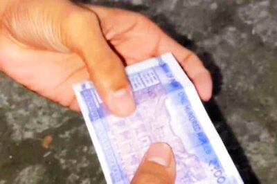 This Cafe's Creative Ad Using Rs 100 Note Leaves Internet Impressed