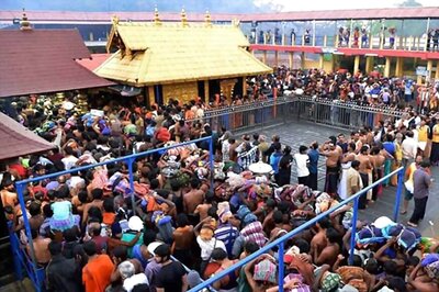 Heavy Rush of Devotees at Sabarimala Temple After Pilgrimage Season Starts