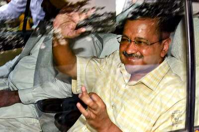 ‘Silence Raises Suspicion…’: Amid Opposition Meet, AAP & Cong in War of Words Over Delhi Ordinance