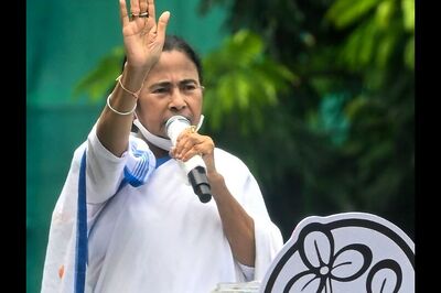 Include All Who Turn 18 in Voter List, Don't Exclude Anyone on Religious Identity: Mamata Asks Officers
