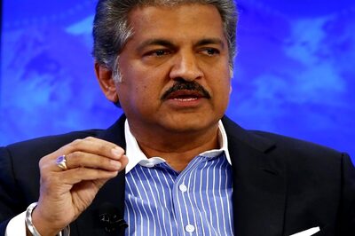 Elon Musk Says Auto Production 'Hard and Not Profitable', Anand Mahindra Concurs