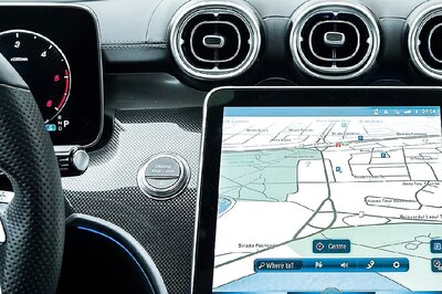 Is Touchscreen Infotainment System In Cars A Bad Idea? Read On