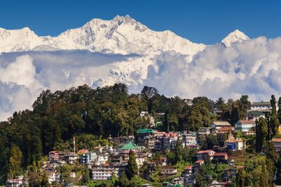 Escape The Scorching Summer: 5 Must Visit Hill-Stations In India