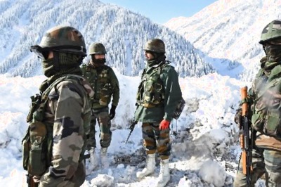 DRDO Hands Over Tech for Extreme Cold-weather Clothing to 5 Firms