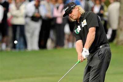 Hoffman's hot start gives him lead at Heritage