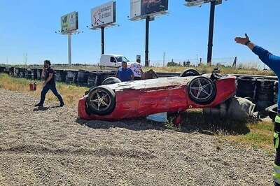 In-Car Camera Captures Multi-Million Dollar Ferrari 458 Crash on a Race Track - Watch Video