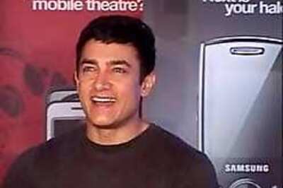 Aamir injured again, says 'serves me right' on his blog