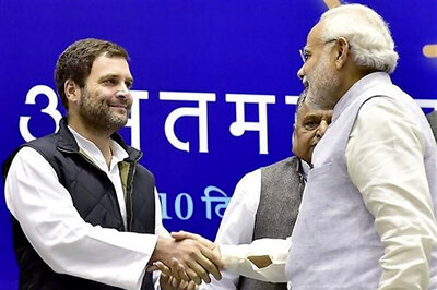 Narendra Modi, Rahul Gandhi shake hands on Sharad Pawar's birthday