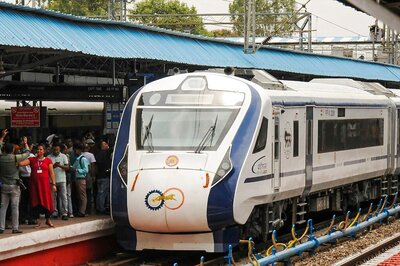 Vande Bharat Trains Record 100% Occupancy with Over 25 Lakh Passengers Between April 2022 and June 2023