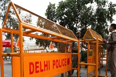 Police Enforce Restrictions to Avert Any 2020 Riots-like Situation in North-east Delhi amid G20 Events