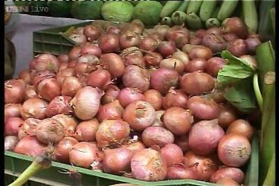 Government imposes MEP on onion exports to control price hike