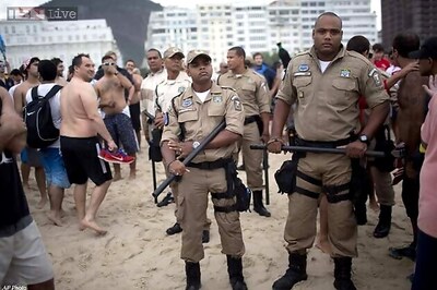 Brazil police arrest protesters before World Cup final