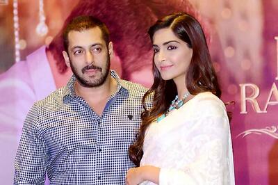 Not 'aware' of Shah Rukh's remarks on intolerance: Salman Khan