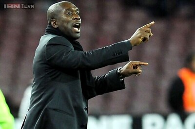 Clarence Seedorf not in position to relax at Milan