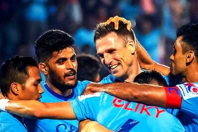 ISL 2023-24: Mumbai City FC Thrash Northeast United FC 4-1 as Vikram Pratap Singh Nets Treble