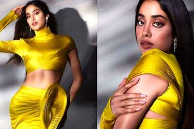 Janhvi Kapoor's Rumoured BF Shikhar Pahariya Reacts To Her Smoking Hot Pics, Check It Out