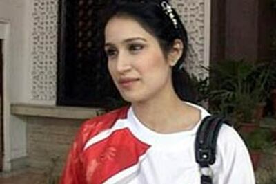 Sagarika Ghatge wants to get out of Chak De shadow