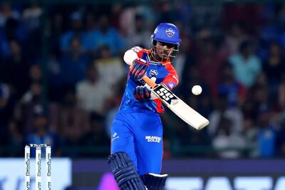 DC's Abishek Porel Wallops LSG's Naveen Ul-Haq For Sensational One-Handed Six