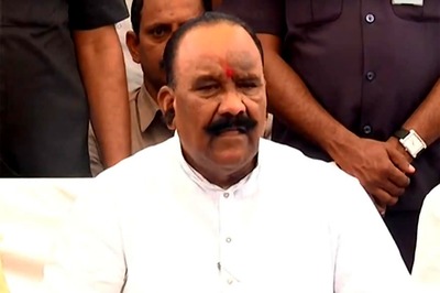 Water Bottles Thrown at Telengana Home Minister for Rejecting Quota Demand of Reddy Community